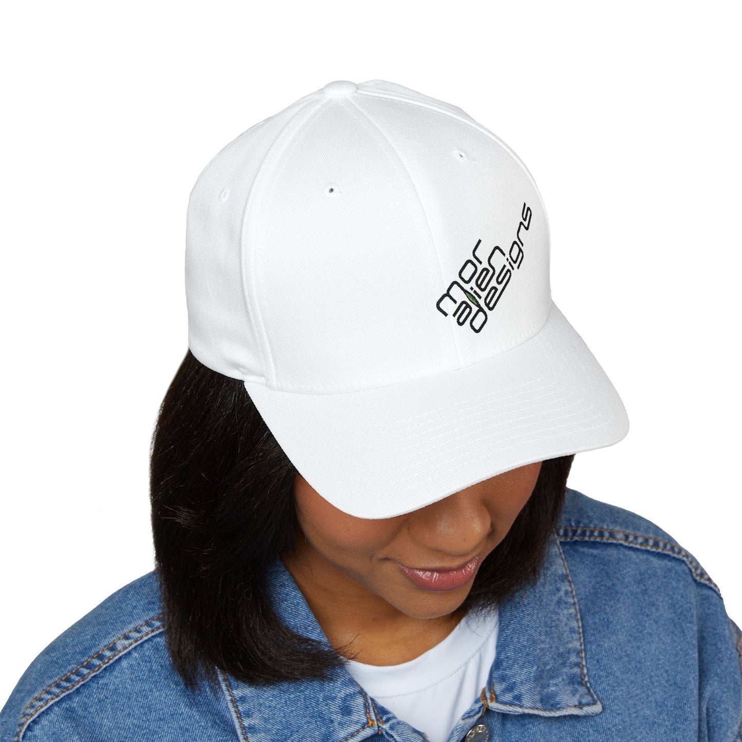 Embroidered Oak Tree Baseball Cap — Minimal Logo Closed-Back Hat